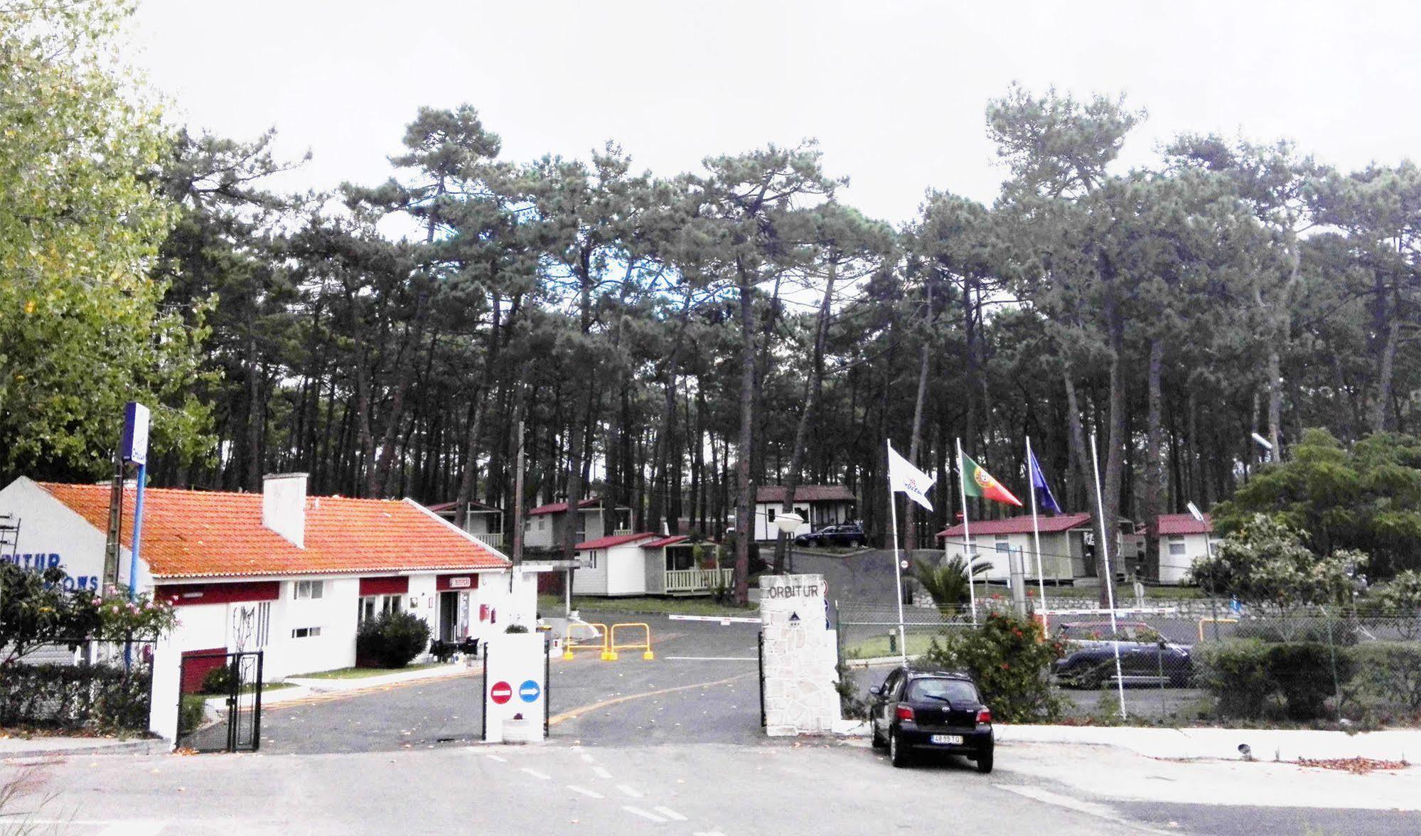 Orbitur Valado Bungalows Caravan Park Hotel Nazare Exterior photo